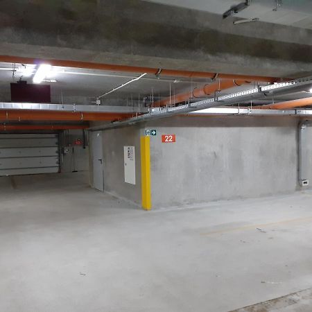 Apartament Kapitanski Mostek 17A Z Widokiem Na Port I Latarnie Morska Oraz Garazem Apartment Kolobrzeg Exterior photo